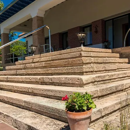 Rural Balneario De Holiday home Fontibre