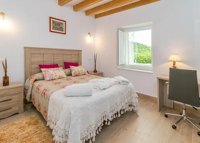 Rural Balneario De Feriehus Fontibre